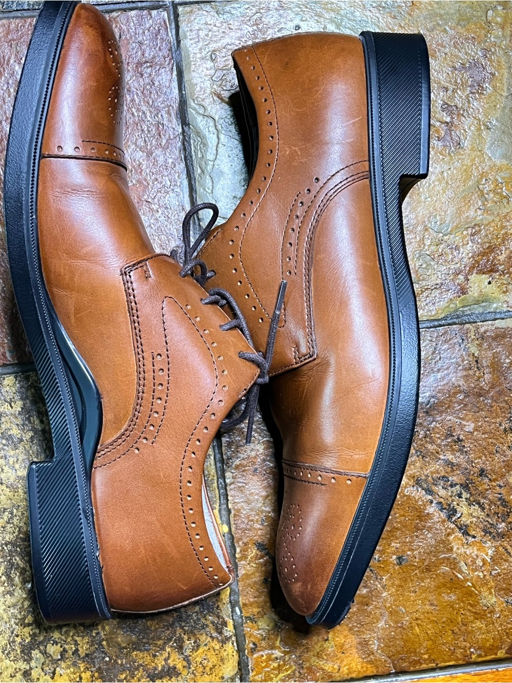 Johnston & Murphy Men's Brown Leather Wingtip Oxfords 10M